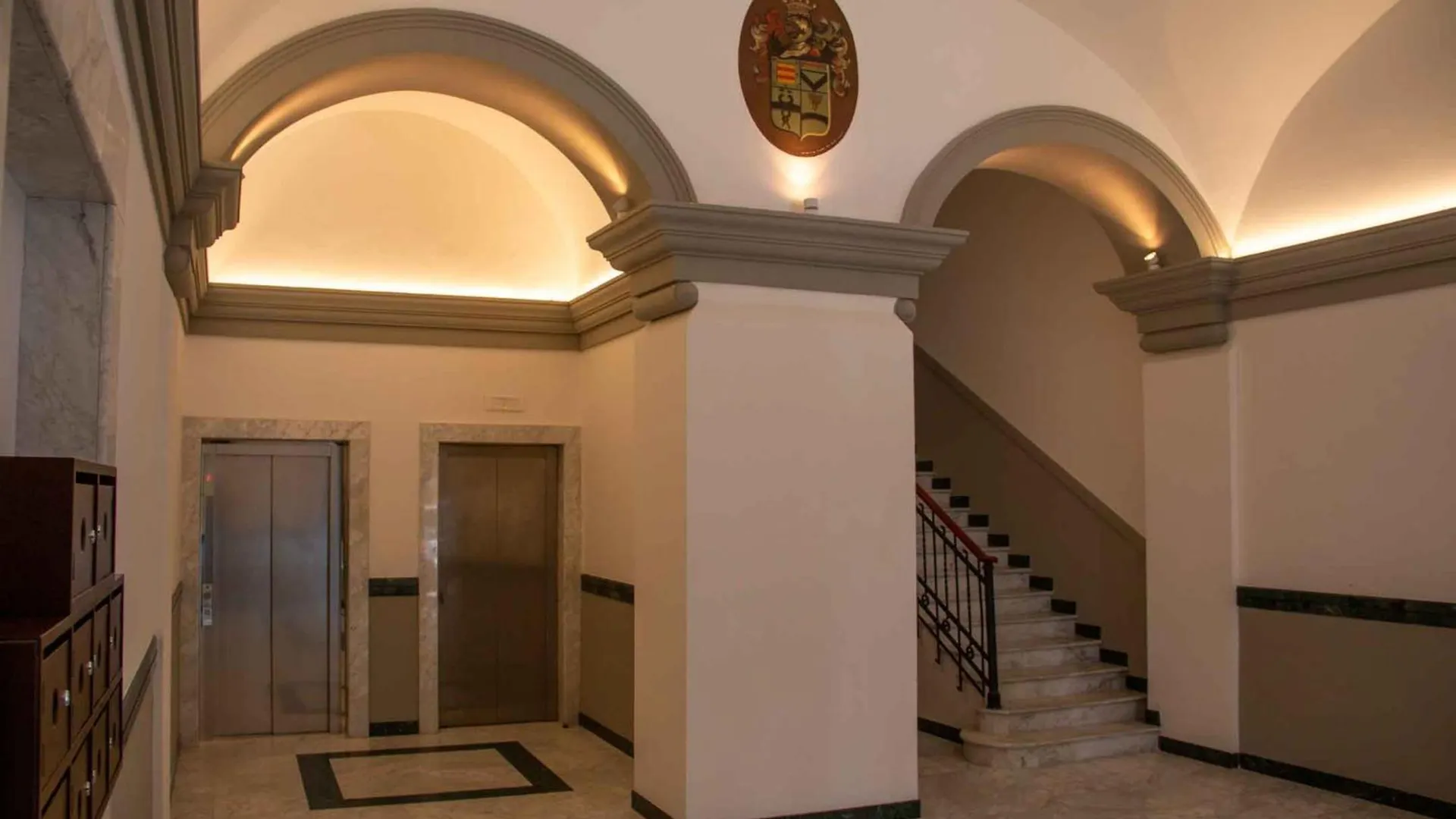 Mari Luxury Rooms And Suites Bari