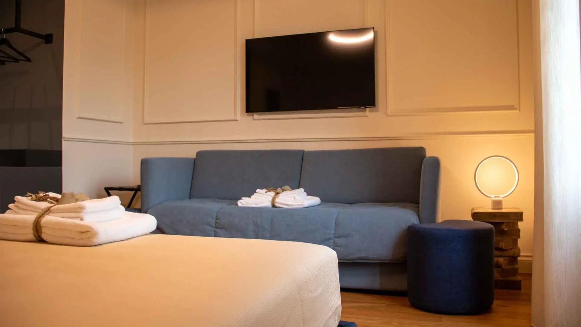 Mari Luxury Rooms And Suites Bari 0*,