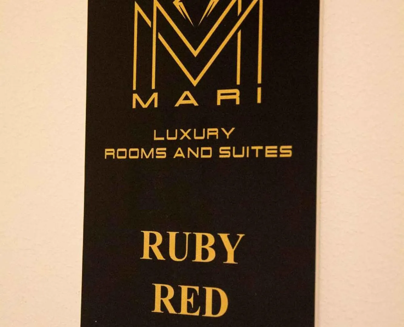 Mari Luxury Rooms And Suites Bari 0*,  Olaszország
