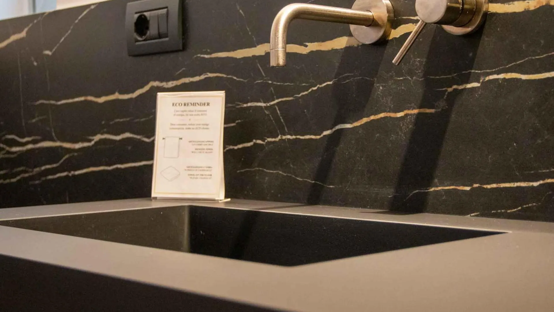 Mari Luxury Rooms And Suites Bari Olaszország